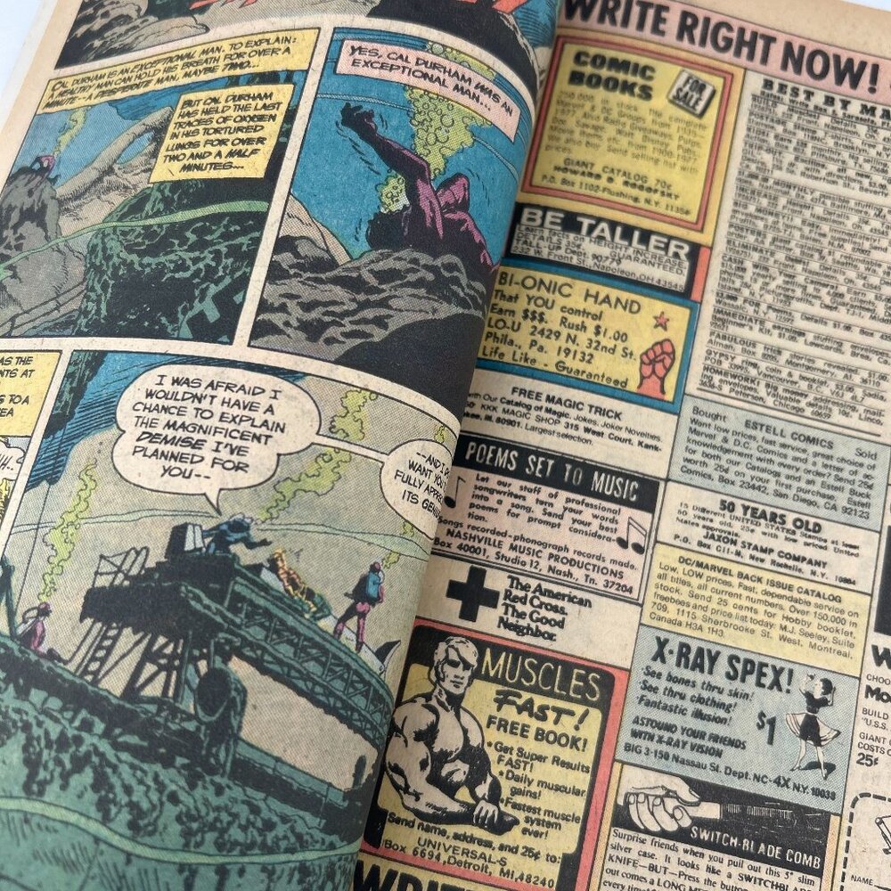 Aquaman #57 DC Comic Book 1977 - Picture 8 of 8